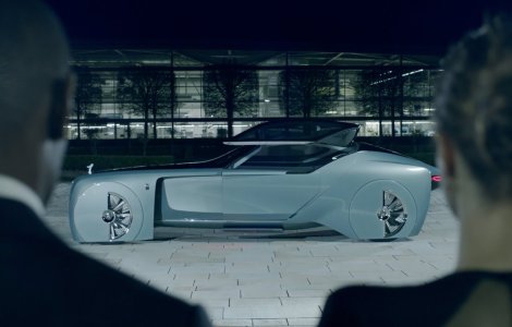  Top  Rolls-Royce prezinta "Vision 100"
