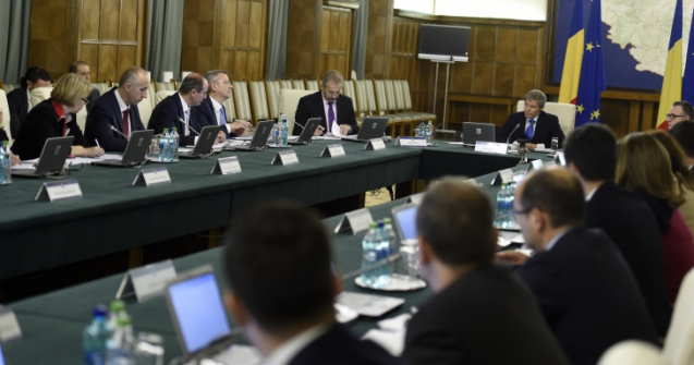 Ciolos a emis intr-o singura zi 25 de ordonante de urgenta