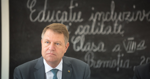 Presedintele Romaniei, in vizita la scoala din Motoseni,