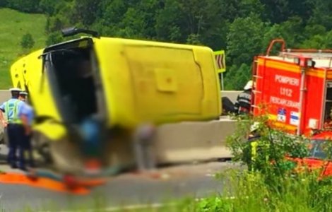 Cinci adolescenti raniti in accidentul de la Persani, externati