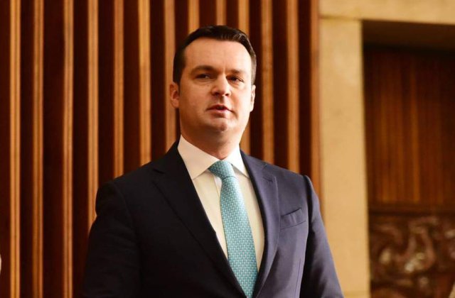 Chereches scrie din penitenciar ca a fost adus in oras pentru cateva ore si a vazut mizerie prin geamul dubei