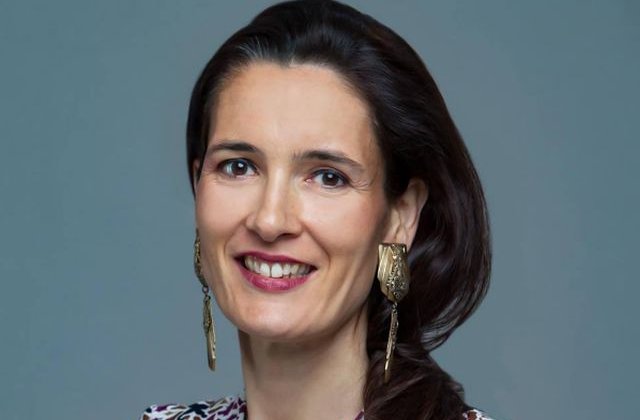 Clotilde Armand vrea mai putini parlamentari, care sa lucreze opt ore pe zi