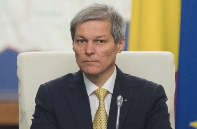 Premierul Dacian Ciolos se va intalni marti cu liderii PNL