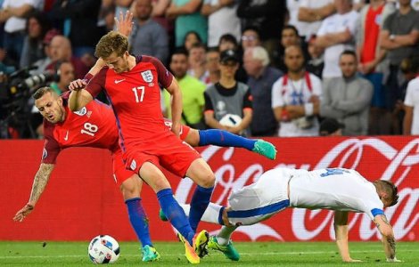 Tara Galilor castiga grupa B si se califica alaturi de Anglia si Slovacia dupa victoria cu Rusia, 3-0