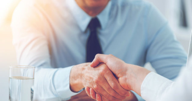  Top  7 intrebari pe care ar trebui sa le pui inainte de a accepta un job