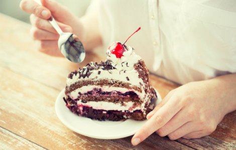 Specialistii atrag atentia: Ne putem ingrasa la loc daca nu facem asta