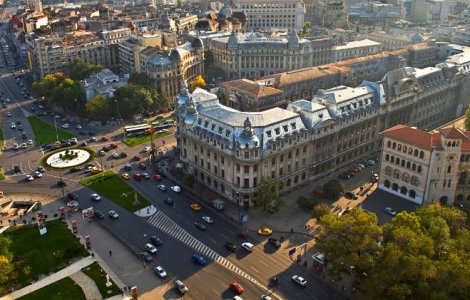 Doua proteste sunt anuntate joi seara in Piata Universitatii