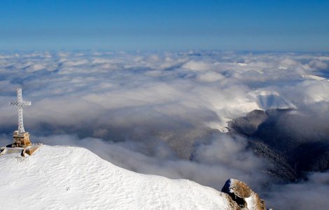 MApN vrea sa restaureze Crucea de pe Caraiman