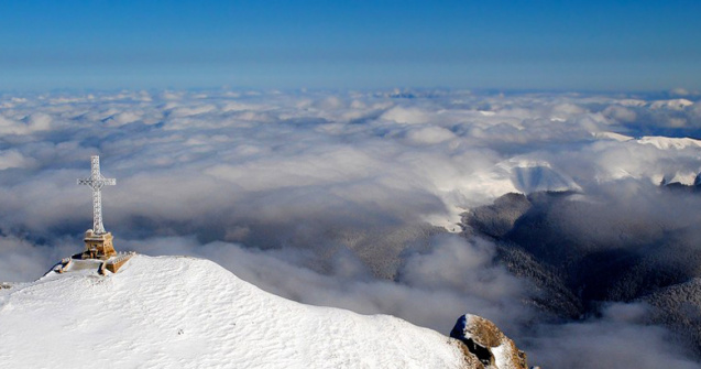MApN vrea sa restaureze Crucea de pe Caraiman
