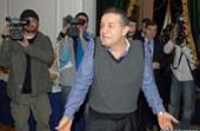 Becali nu mai are voie sa mearga pe stadion