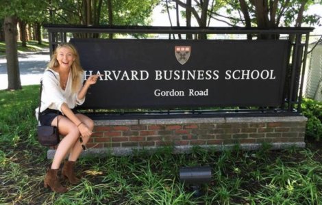 Maria Sarapova, studenta la Universitatea Harvard