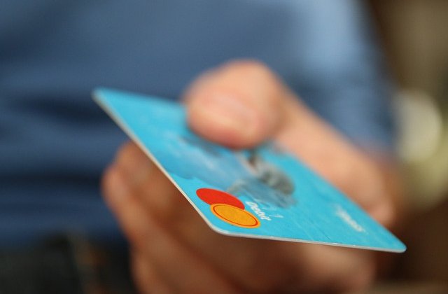 Cum sa verifici daca ATM-ul bancar are sau nu montate dispozitive pentru clonarea cardurilor