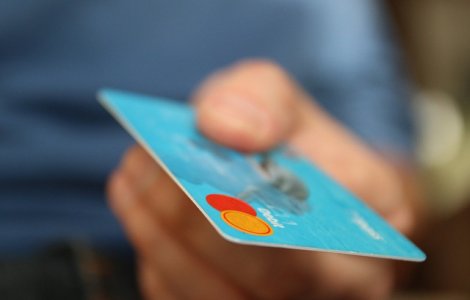 Cum sa verifici daca ATM-ul bancar are dispozitive pentru clonare