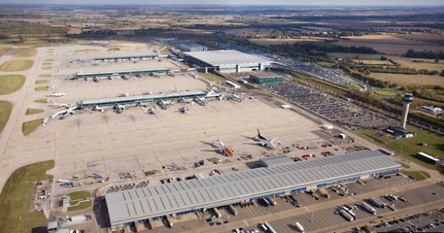 Alerta pe aeroportul Stansted din Marea Britanie