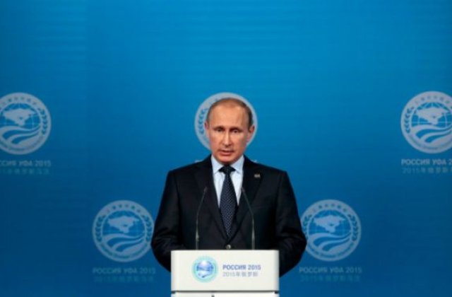 Putin ridica interdictiile impuse Turciei in turism