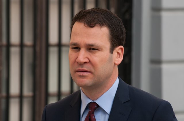 Robert Negoita: Oricum ai face, tot incalci o lege