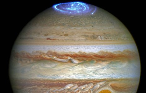 Spectaculos! Cum se vede aurora boreala pe Jupiter