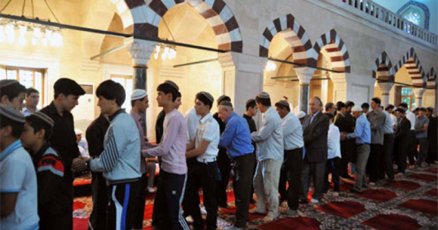 Musulmanii din Romania sarbatoresc Ramazan Bairamul