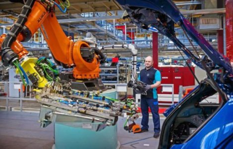 Birourile Volkswagen, Daimler si Bosch, perchezitionate intr-o investigatie privind achizitiile de otel
