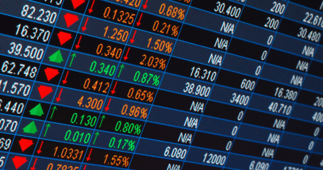 Frica s-a intors pe pietele financiare: Lira, la un nou minim