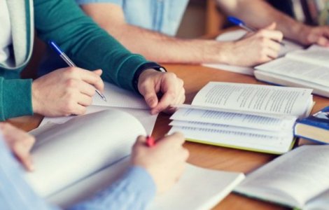 Bacalaureat 2016: Candidatii sustin miercuri proba obligatorie a profilului, la istorie sau matematica