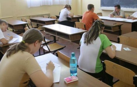 Evaluarea Nationala, rezultate dupa contestatii: promovabilitatea a crescut cu 0,10%, au aparut inca 12 medii de 10