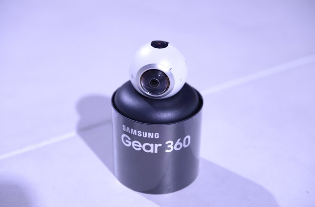 Ce stiu sa faca cele mai noi accesorii smart Samsung