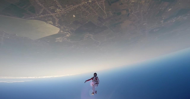 Maiestrie feminina la 4.000 de metri in cel mai important eveniment din Romania pentru femei parasutist