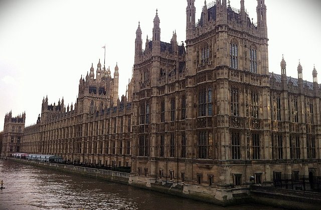 Alerta terorista la sediul Parlamentului din Marea Britanie