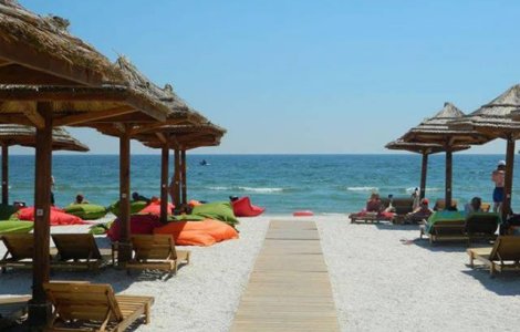 Administratorii plajelor de pe litoral nu respecta regulile