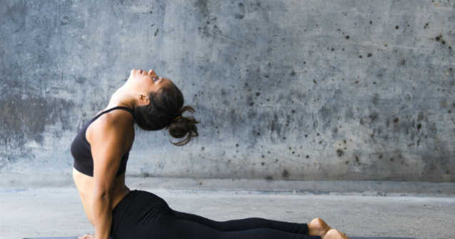  Top  7 exercitii de stretching de care ai nevoie dupa o zi lunga la birou