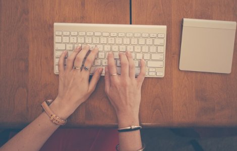 Internetul ne imbolnaveste? Ce se intampla in organism atunci cand stam la calculator