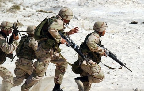 SUA suplimenteaza numarul militarilor din Irak