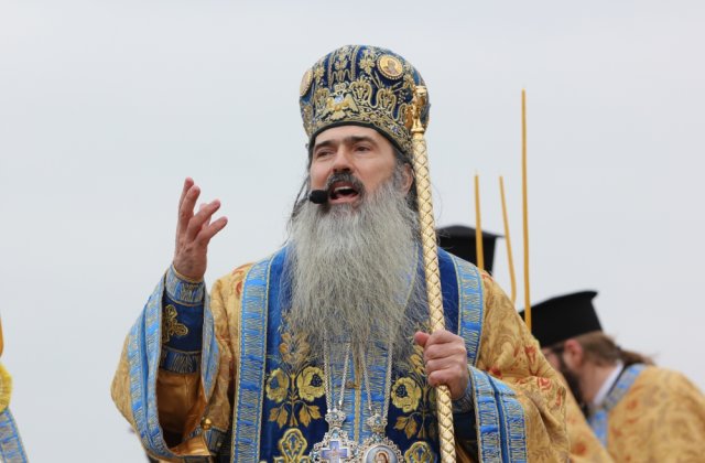Arhiepiscopul Tomisului, Teodosie, este audiat la Directia Nationala Anticoruptie
