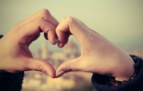 Studiu: Este mai bine sa fii singur sau intr-o relatie si nefericit?