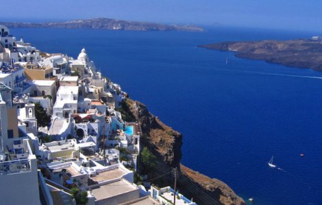  Top  Destinatia de vara perfecta: Insula Santorini, in culori uimitoare