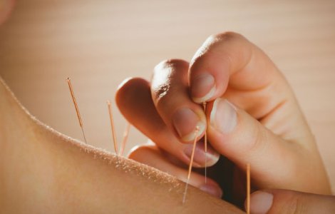 Ai probleme cu constipatia? Un punct de acupunctura poate fi solutia