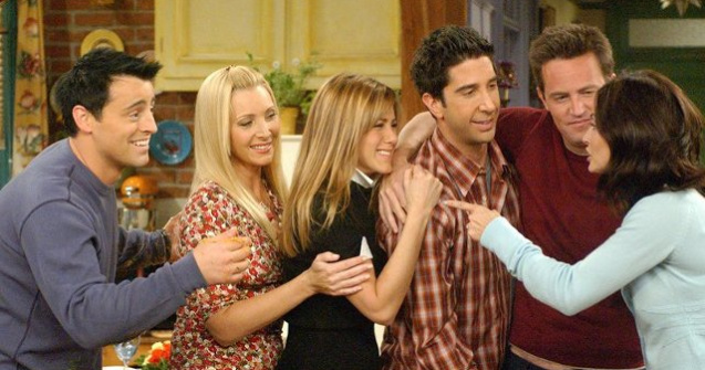  Top  In spatele reflectoarelor! Top 10 secrete INTUNECATE legate de indragitul serial "Friends"