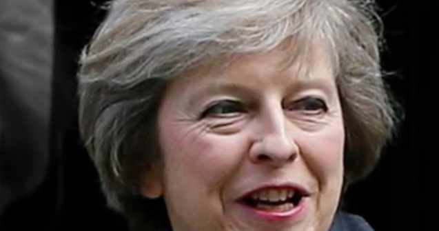 Theresa May a purtat convorbiri telefonice cu Merkel si Hollande