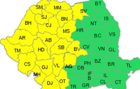 Cod galben de ploi si vijelii in 21 de judete din jumatatea de vest a tarii, de vineri pana duminica dimineata