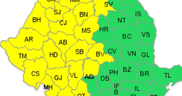 Cod galben de ploi si vijelii in 21 de judete din jumatatea de vest a tarii, de vineri pana duminica dimineata