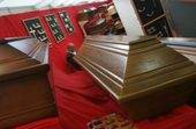 Sicriul pentru gay, vedeta la Romexpo