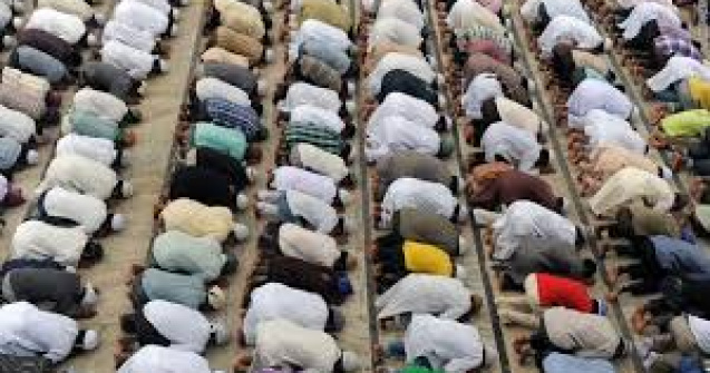 Liderii lumii musulmane condamna atacul de la Nisa