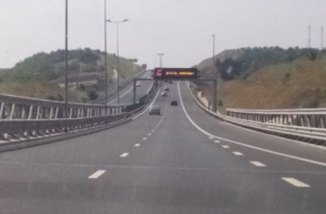 Soferul unui autocar plin de pasageri, prins beat la volan pe autostrada A2