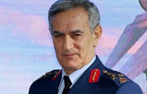 Generalul Akin Ozturk a "recunoscut" ca a planuit lovitura de stat