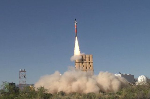 Israel a lansat trei rachete pentru a opri o drona, dar n-au reusit nici macar sa se apropie de tinta