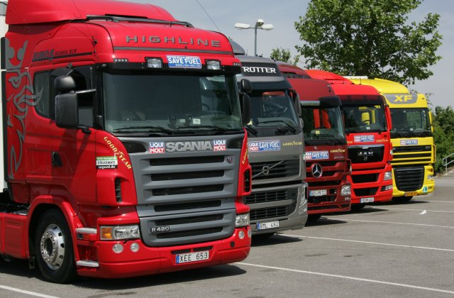 Comisia Europeana a anuntat o amenda record de 2,93 miliarde euro pentru producatori de camioane