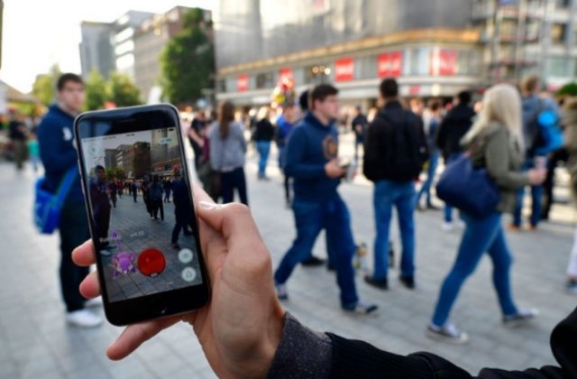 [VIDEO] Isteria Pokemon Go a cuprins Romania