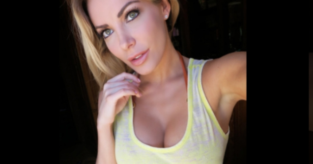 Crystal Hefner, sotia lui Hugh Hefner, "otravita" de implanturi mamare