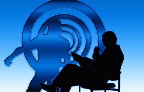 Psihiatru cercetat sub control judiciar pentru ca ar fi emis 136 de retete false